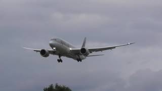 Good Qatar Airways 787 A7BCC Doha  lands  London Heathrow Airport 26jul16 755p