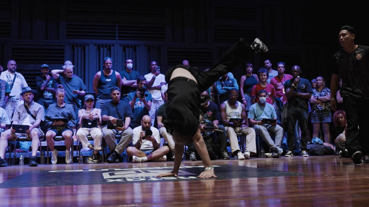Amir vs Hijack [BBOY TOP 16] / Undisputed x The Notorious IBE 2022