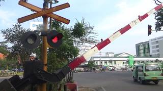 Perlintasan Sepur RSI Wonokromo Surabaya