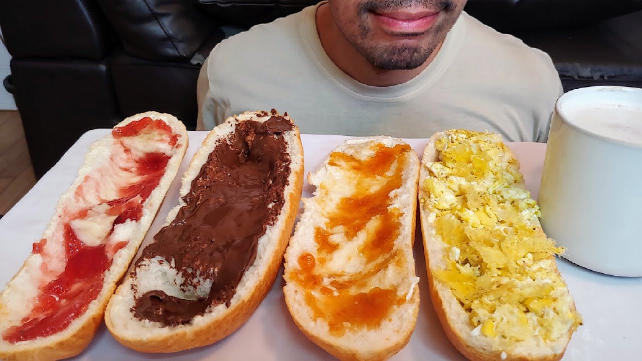 EGGS, ORANGE, STRAWBERRY JAM AND NUTELLA BREAKFAST ASMR CRUNCHY EATING SHOW