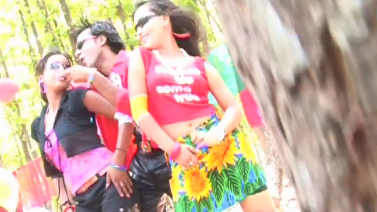 Bhauji Ki Bahiniya Hogail Ba Taiyaar Ba - Khortha Full Video Songs - Garma Garam Album Munna Raja