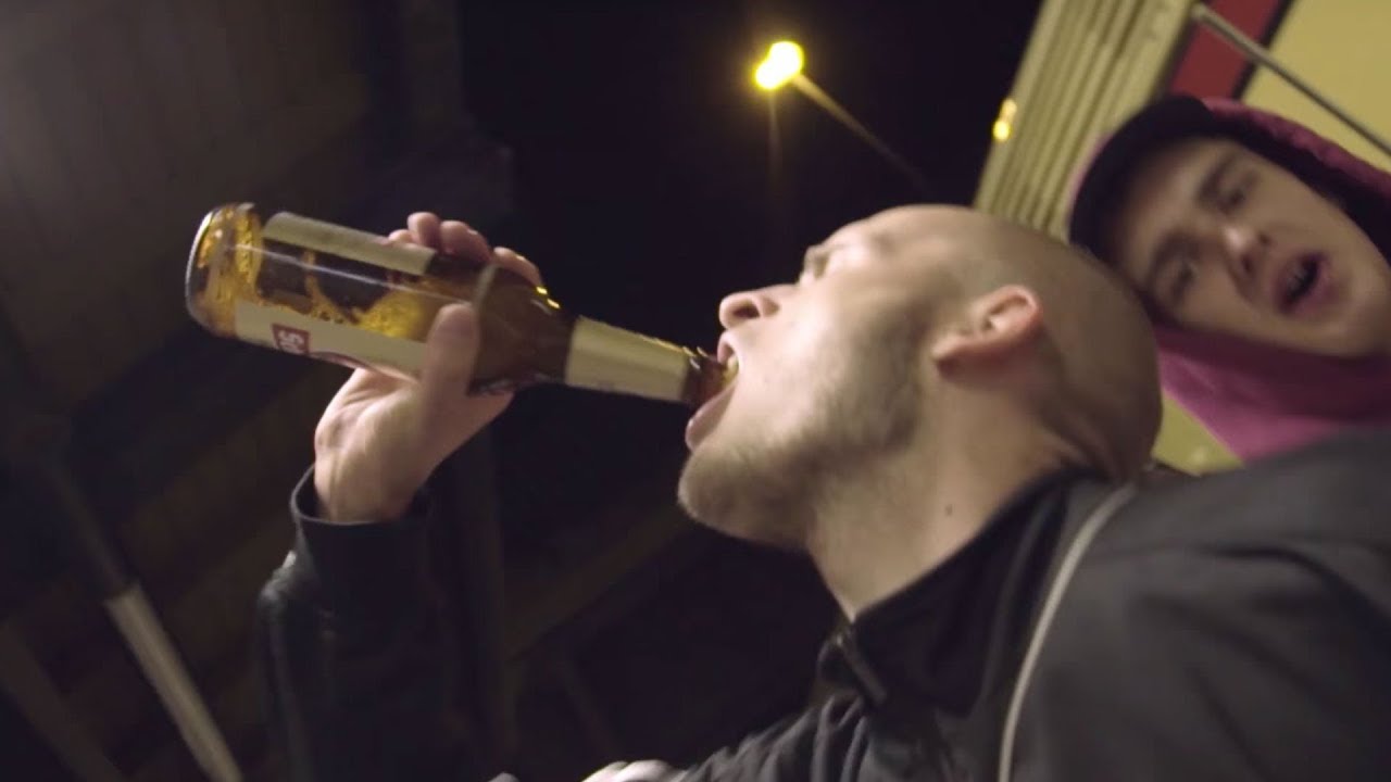 DRUNKEN MASTERS \u0026 MAXIM K.I.Z - BIER (OFFICIAL VIDEO)