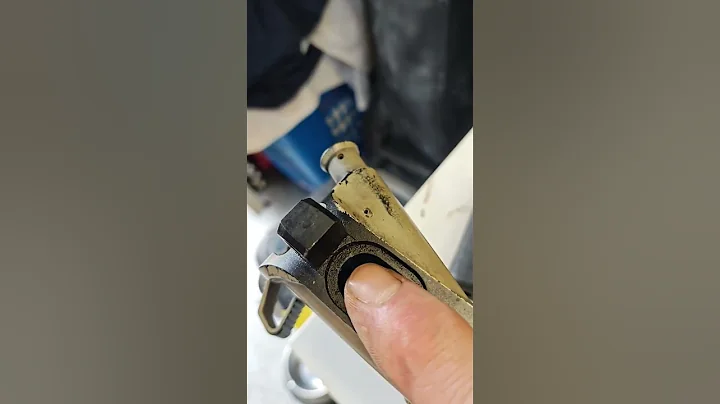 SUPER SAFETY/SELEKTOR BOLT CARRIER STICKS TO REAR