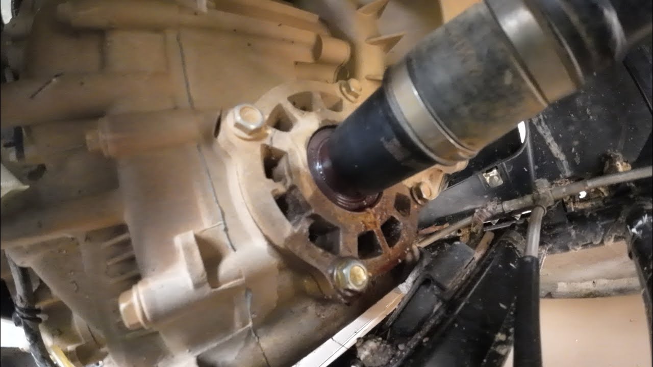 Cf 625 Şaft Keçesi (Yağ Kaçağı Giderme) Değişimi