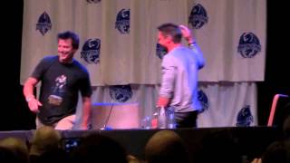 Celebrity Arrow Panel Clip Dragon*Con 2013 Profile