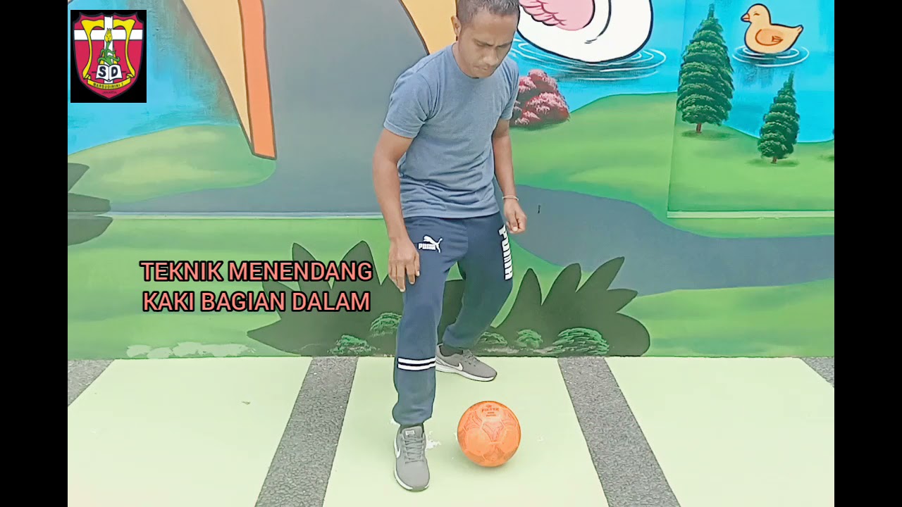 Gerak Dasar Permainan Sepak Bola YouTube