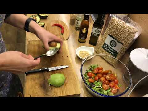 Video: Avocado And Pine Nuts Salad