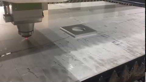 Automatic avoiding function of laser cutting head