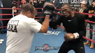 ERISLANDY LARA HIGHLIGHTS CUBAN BOXING SKILLS ON THE MITTS DURING WORKOUT