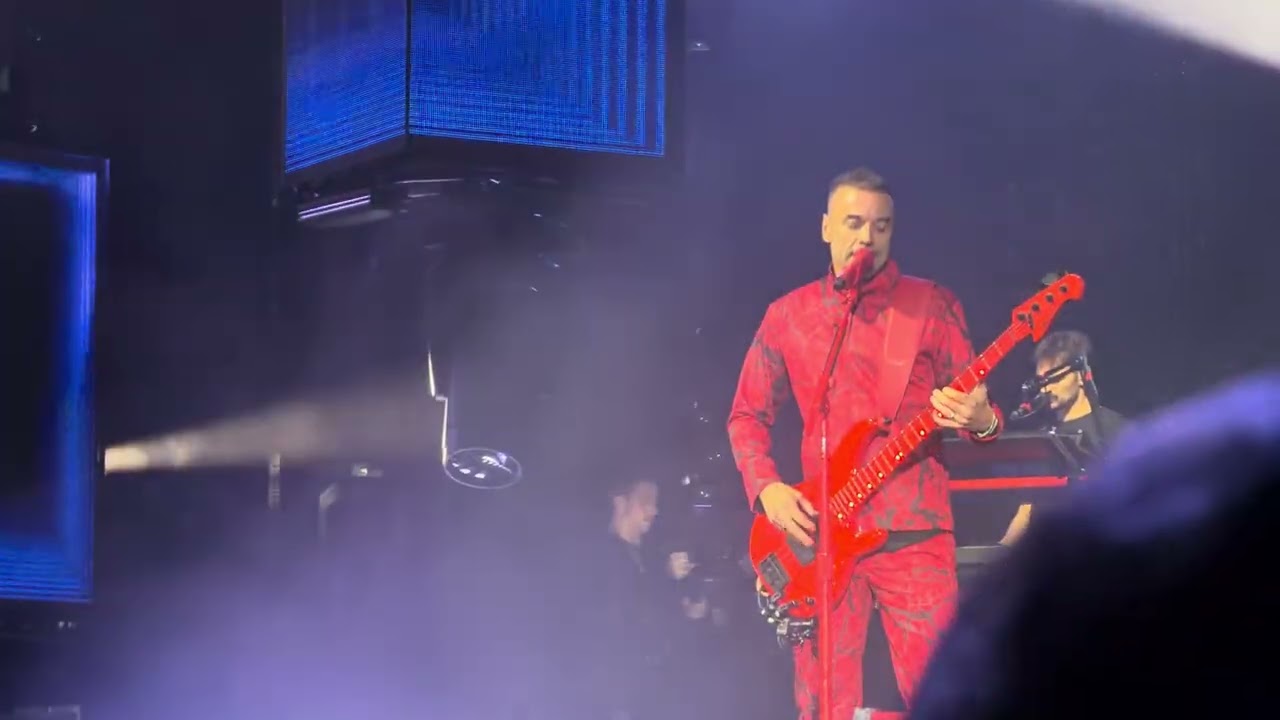 Muse - Supermassive Black Hole (7/5/2026, St. Louis) - YouTube