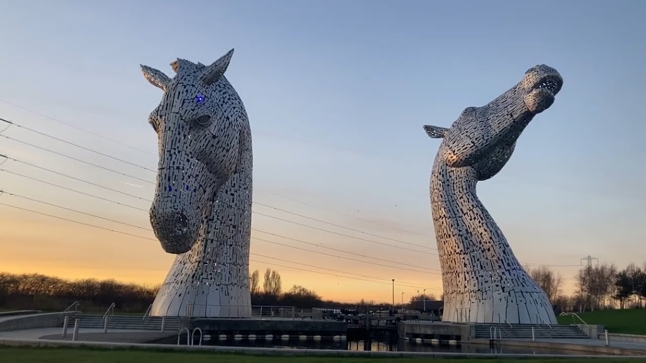 Увидеть зажжённых келпи