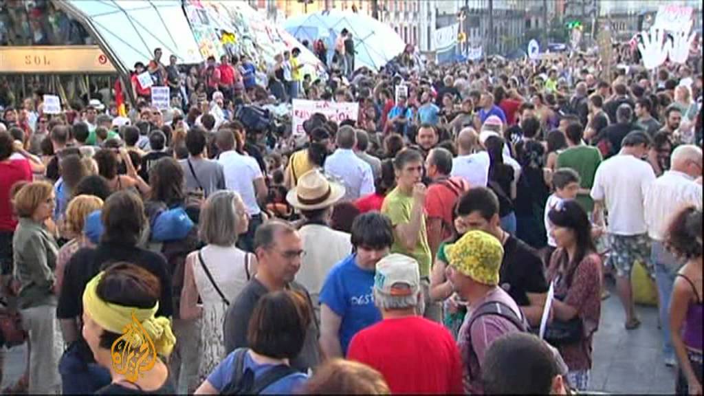 يتجمع "الساخطون" في إسبانيا في مدريد