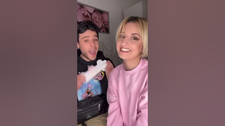 I GUESS THE MAKEUP PRODUCTS WITH MANUEL 😂