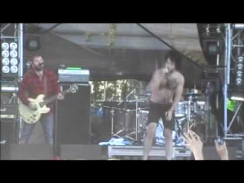 Alexisonfire - Drunks, Lovers, Sinners & Saints