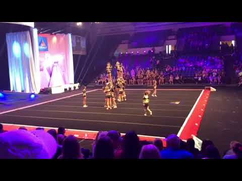 CHAMPION CHEER THUNDER SUMMIT 2018