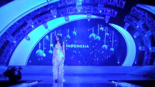 Miss Universe 2012 Indonesia Evening Gown