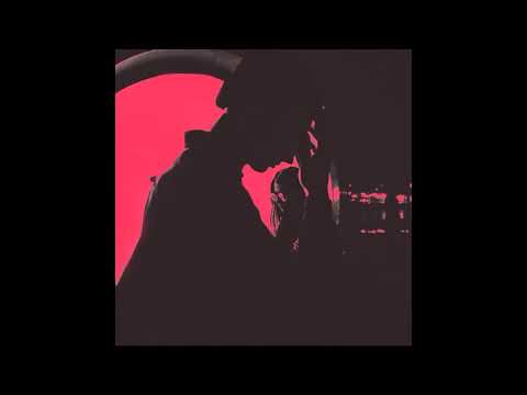 T1One & Inur  - Сбежим на луну (2019)