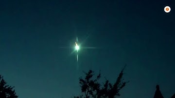 Dashcam captures meteor falling from night sky