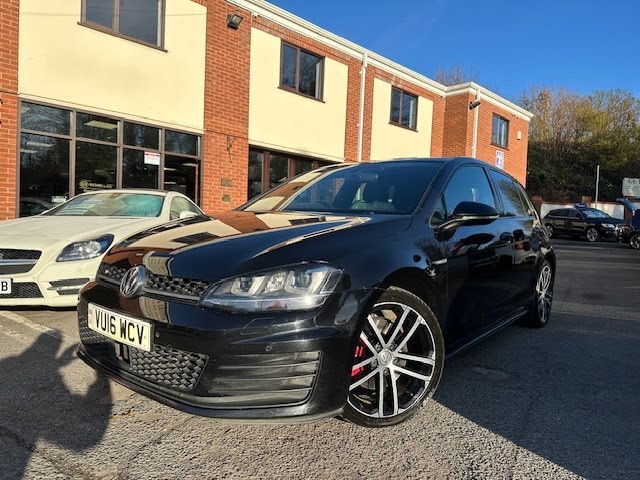 2016 16-Reg VW Golf 2.0 TDI GTD 184bhp 5dr, Met Black,Big Spec,Sat  Nav,Heated Seats £11995 