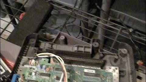 Experiment: Disabling NES Lockout Chip to make dirty games work