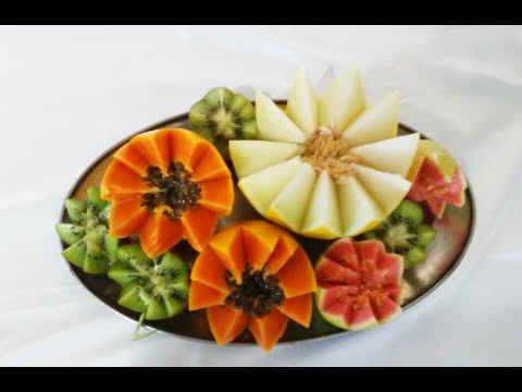 Vídeo: Como Cortar Frutas Na Mesa