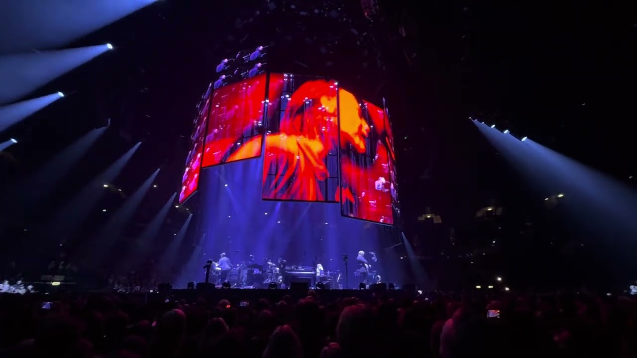 Radiohead - Airbag - 5.12.2025 at Royal Arena, Copenhagen