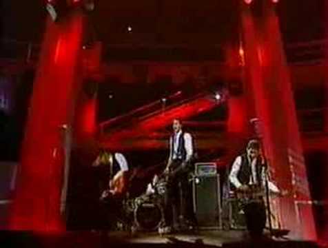 Nirvana - Pennyroyal Tea (live)
