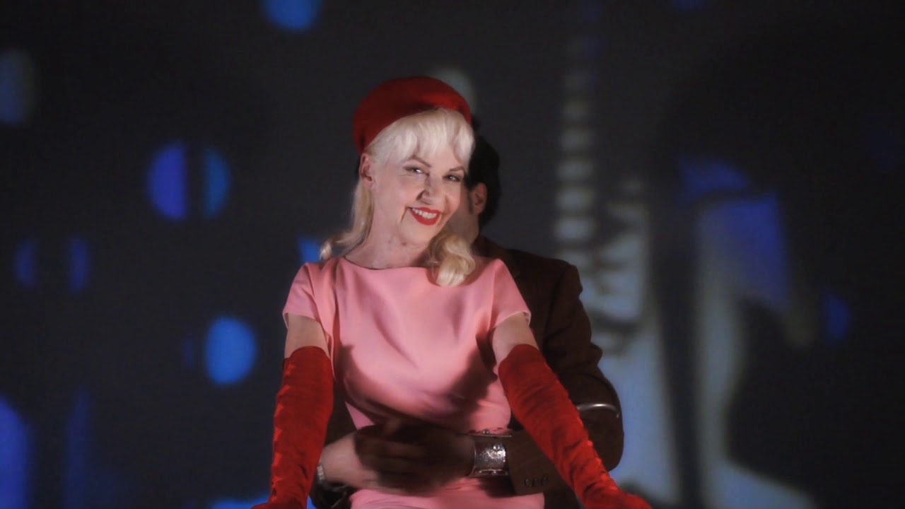 Fifi Chachnil - Mobylette - CLIP OFFICIEL