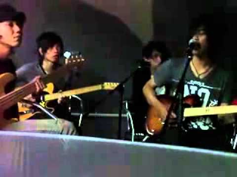 Zeanine -Benci Mengingatmu @ Seven Eleven Senayan