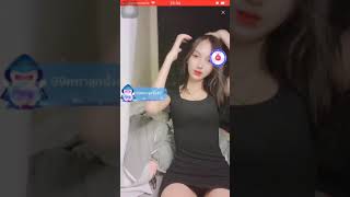 Bigi Sexy E Gái Thái Lan Ngồi Lộ Hàng Hấp Dẫn