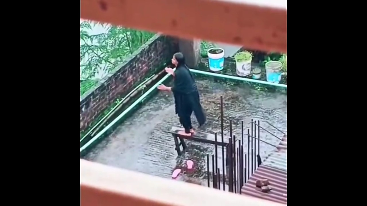 girl performing ff real emote