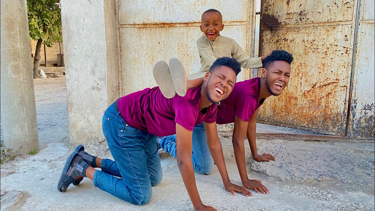 USIMFUNDISHE MTOTO TABIA ZA AJABU (DOGO OSUMANI) @twinsnationtz