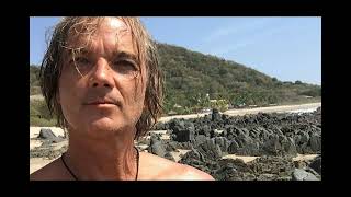 Actor who narrowly escapes LA wildfire defending $2M Malibu home nearly had to jump in ocean