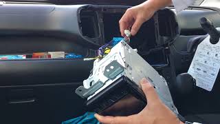 ソリオMA36Sオーディオパネルの脱着と走行中テレビが見れる配線方法