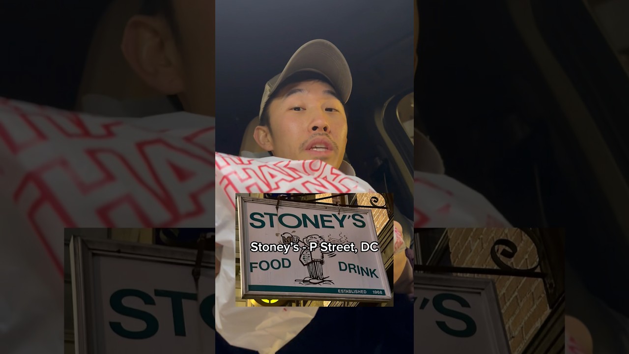 Stoney’s (Honey Sriracha Lime) #chickenwings #wings #foodreview
