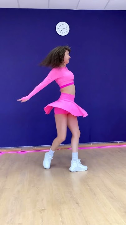 ШАФФЛ #танцы #шаффл #dance #music #youtubeshorts - YouTube