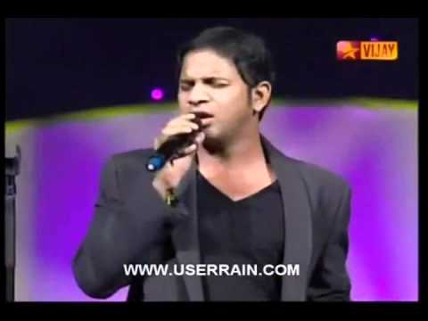 singer-karthik-singing-sakthi-kodu-at-star-vijay-nite.[www.facebook.com/caatikz]