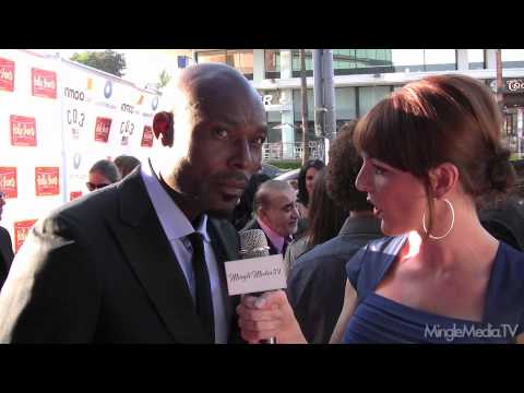 jimmy-jean-louis-at-6th-annual-hollyshorts-short-film-festival-red-carpet