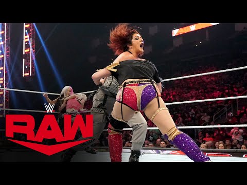 Bianca Belair’s match against IYO SKY ends in a huge brawl: Raw, Aug. 1, 2022