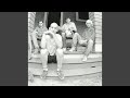 Miniature de la vidéo de la chanson Good Guys (Don't Wear White)