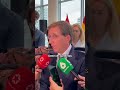 "¿Qué de pacífico tiene 'Ayuso cuidao' o ver panfletos con Ayuso y Almeida ensartados?"