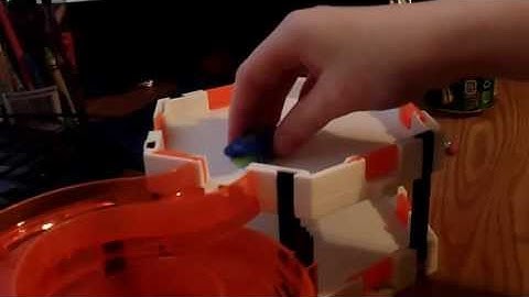 telling you about the hexbug nano spiral starter set