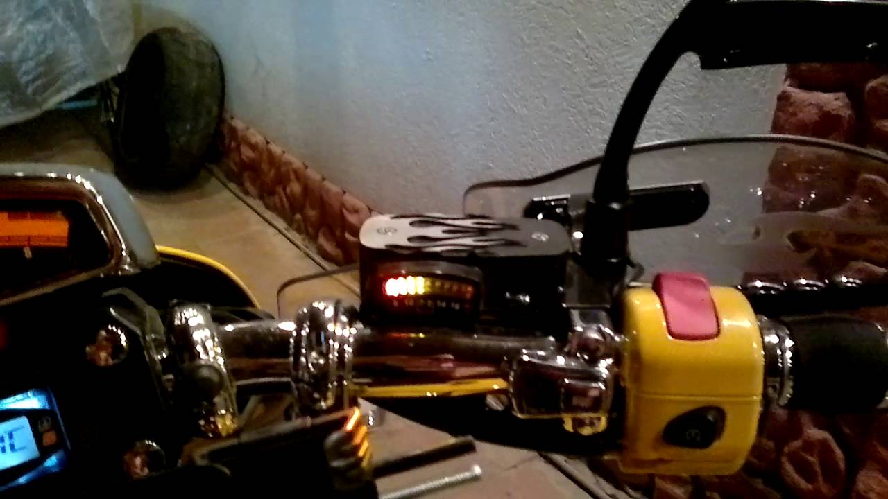 Универсальный датчик зарядки аккумулятора для мотоциклов. - YouTube