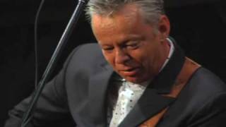 Tommy Emmanuel - Nine Pound Hammer - Live at Fur Peace Ranch chords