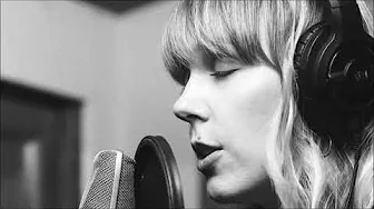 Pomplamoose feat. Ross Garren - Sous le Ciel de Paris Pomplamoose feat. Ross Garren - Sous le Ciel de Paris