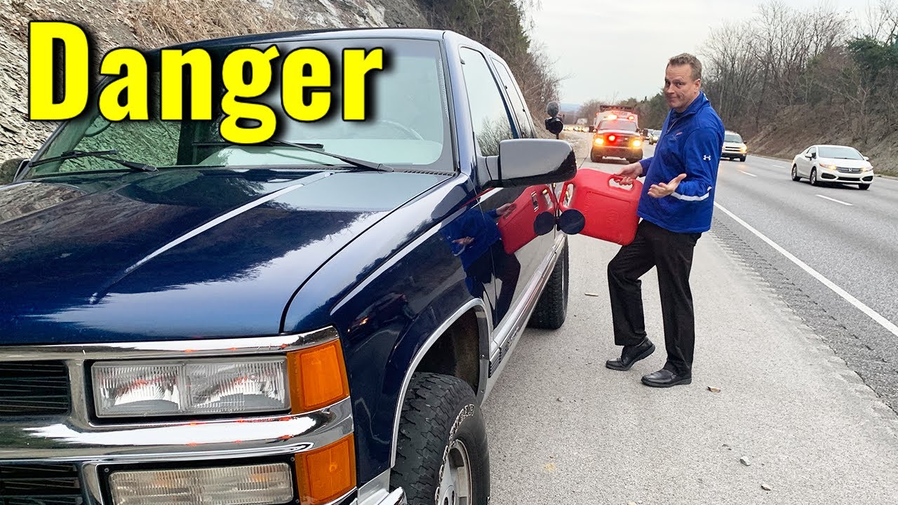 Roadside EMERGENCY! How to Stay Safe During a Roadside Breakdown YouTube