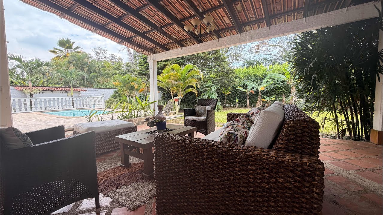🚨 REBAJA DE PRECIO 🚨 CASA EN VENTA  EN LA MORADA | Lote 1.024m² ESQUINERO | Nuevo Precio: $1.063M |