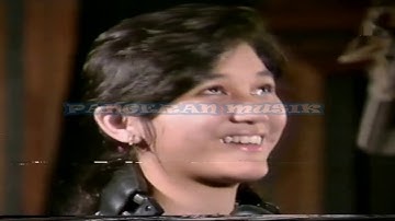 Nike ardilla - Bintang kehidupan - original music video with interview clear sound