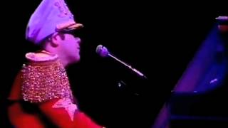 Elton John - Blue Eyes (Live at Hammersmith Odeon in 1982)