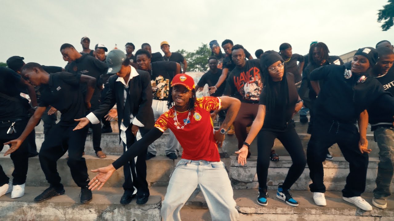 Guarda BabyDaiz - ALLONSY su YouTube Guarda BabyDaiz - ALLONSY su YouTube